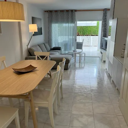 Appartamento Amplio Con Acceso Directo A Piscina *