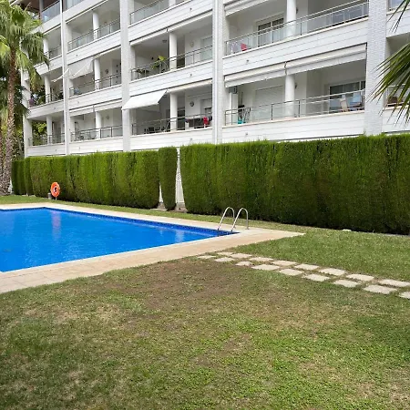 Amplio Con Acceso Directo A Piscina